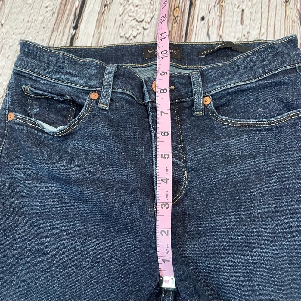 Banana Republic Denim Mid-Rise Skinny Jeans Dark Wash Size 26 with 27” Inseam - Picture 12 of 14